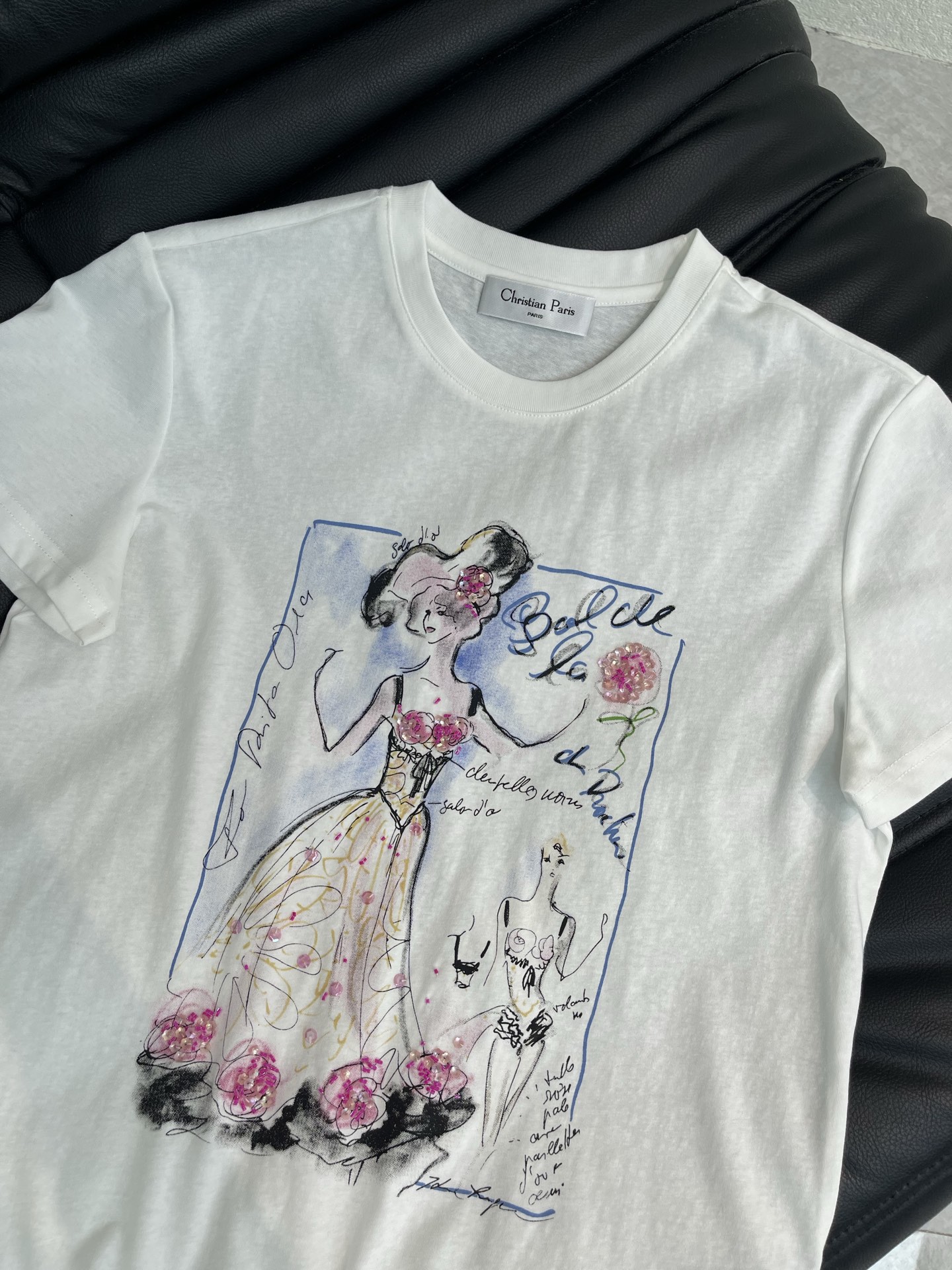 Women's short sleeves